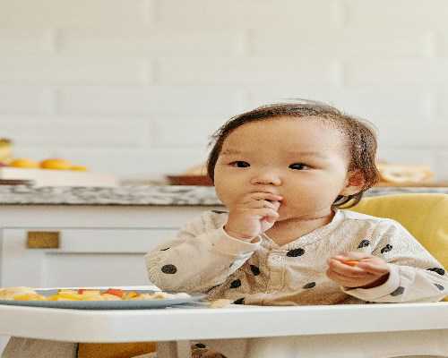 正常人国外做三代试管婴儿费用较贵，同性情侣费用10万只是起步价						